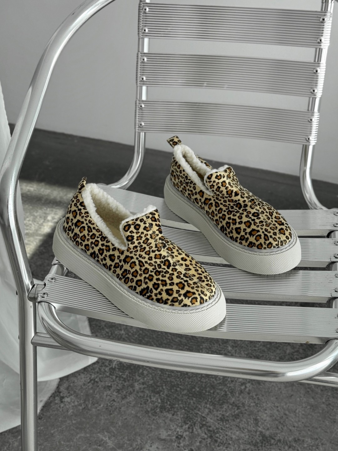 Утепленні лофери леопардові | LadyBoom