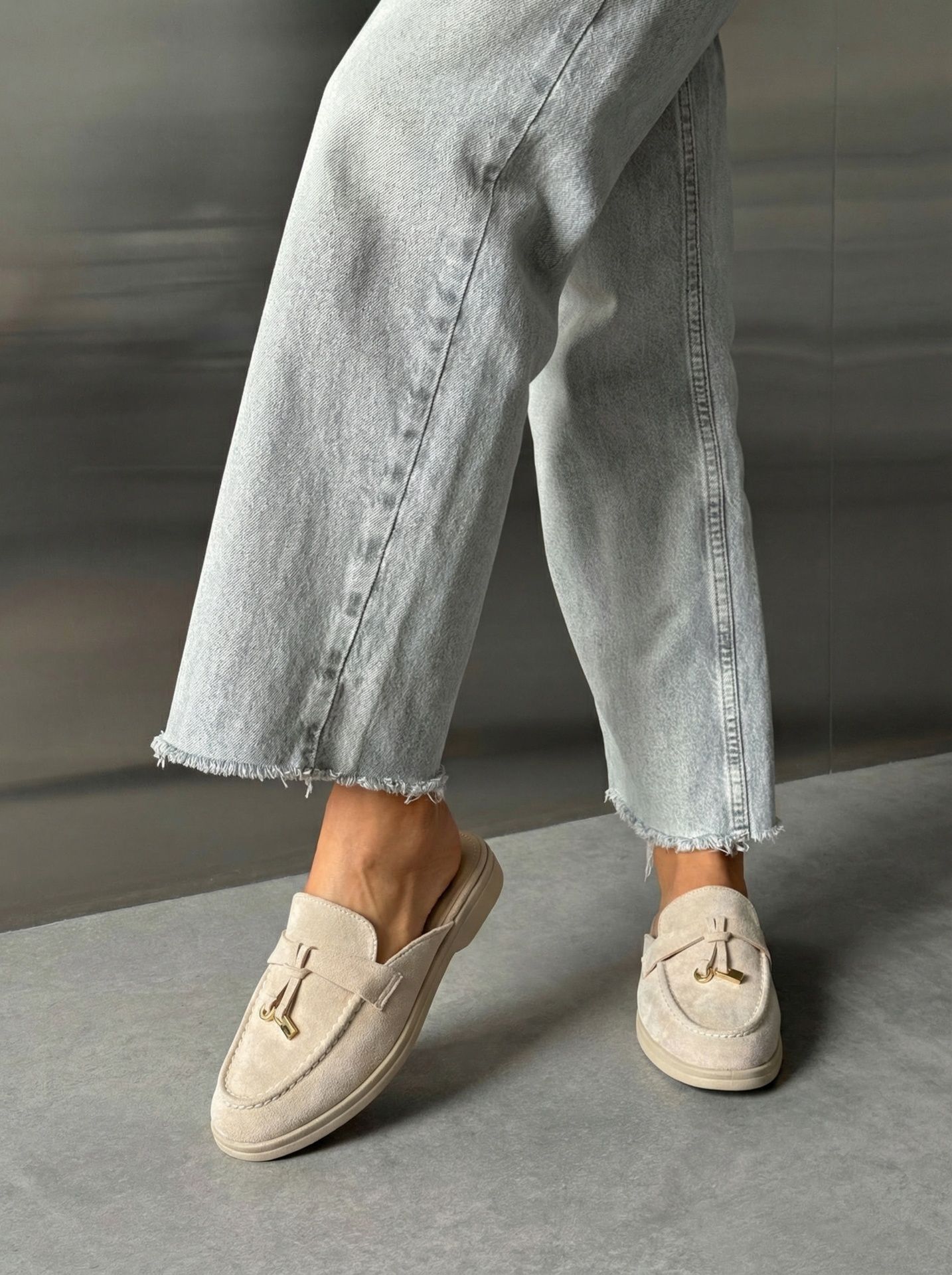 Мюлі з оздобленням бежеві