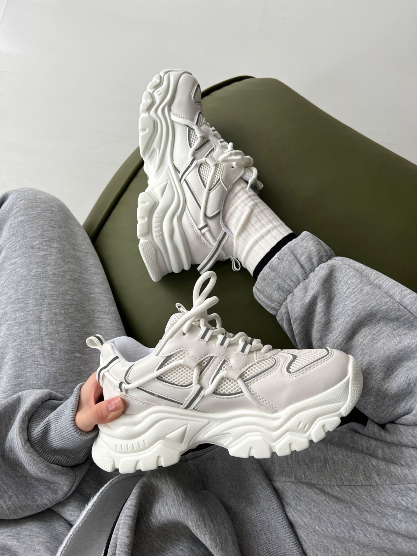 Кросівки Glow білі