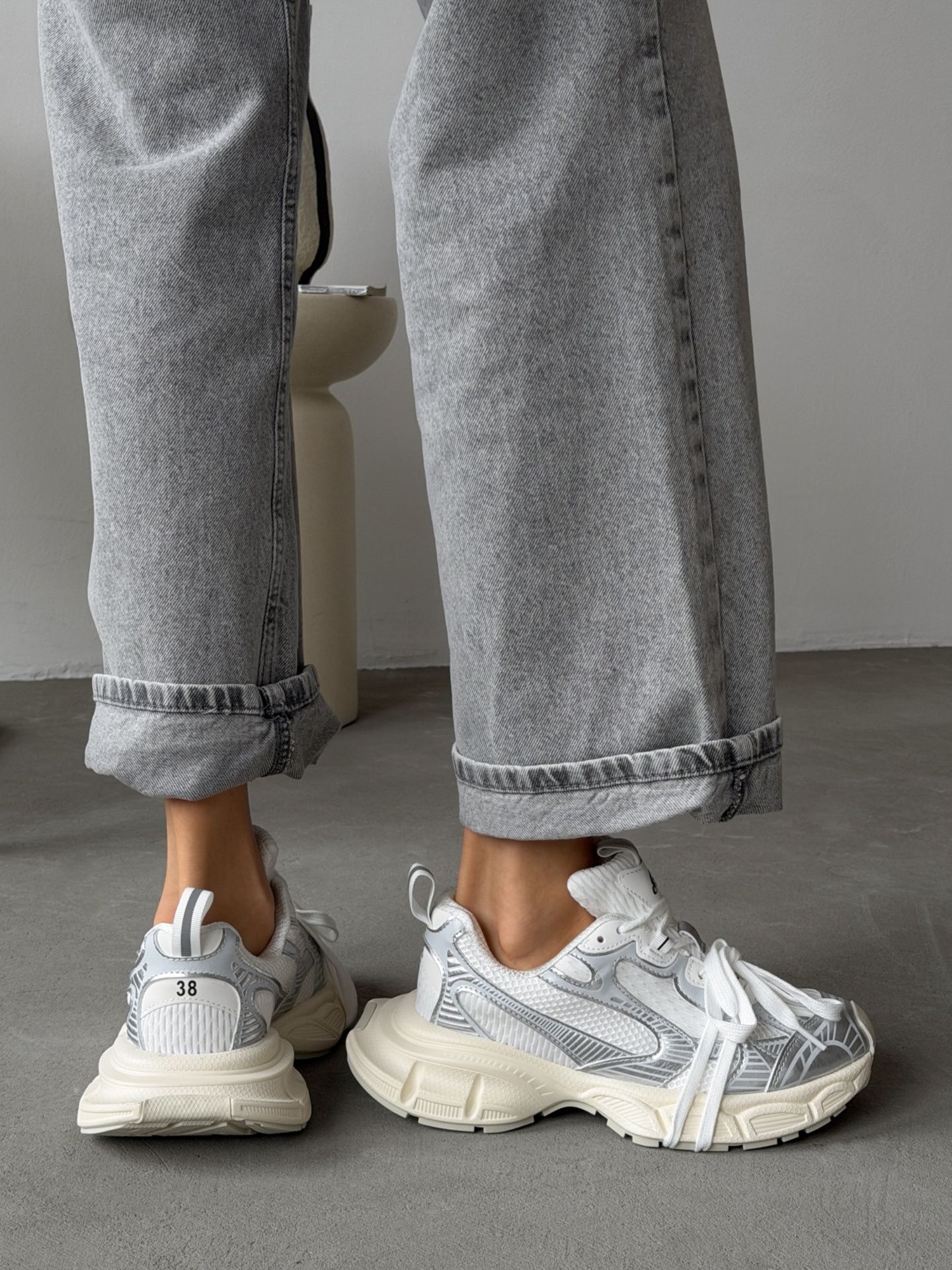 Кросівки на платформі срібні