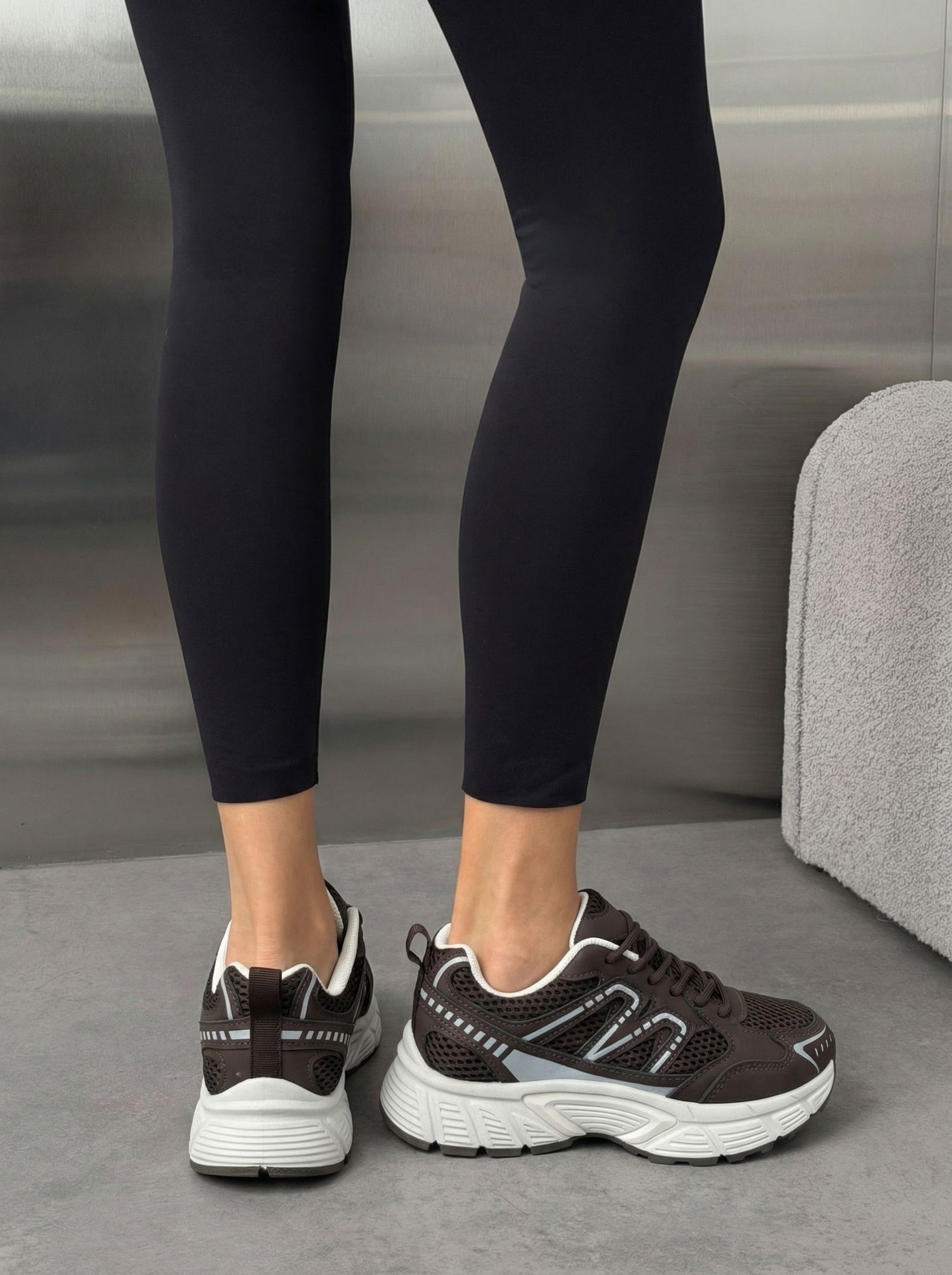 Кросівки з сіткою коричнево-блакитні