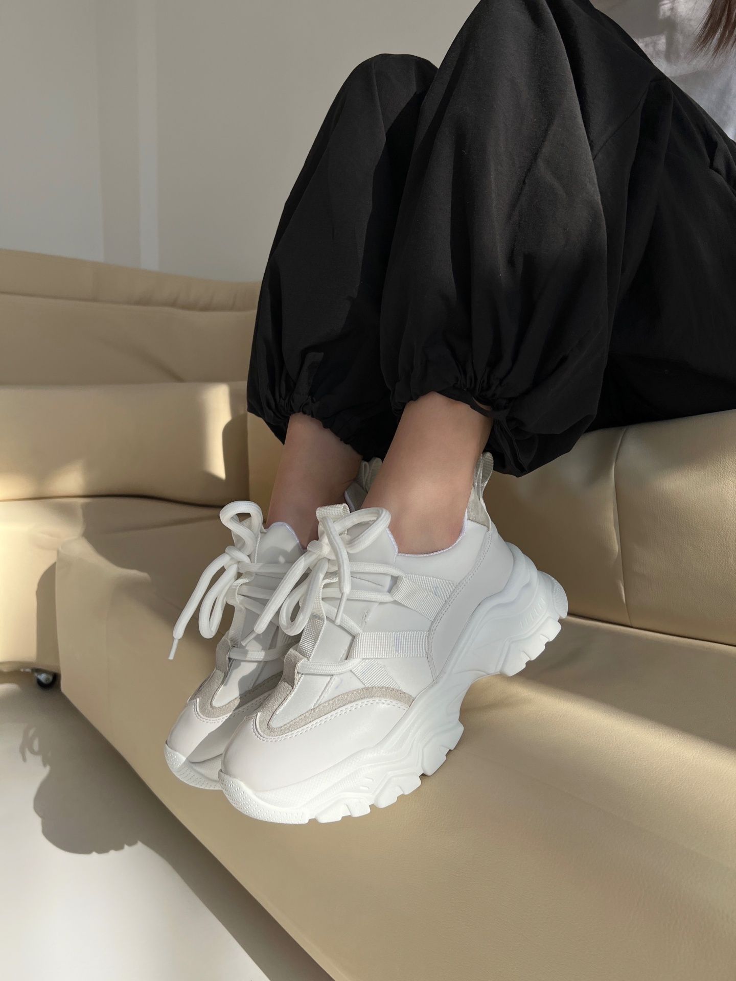 Кросівки Torry білі