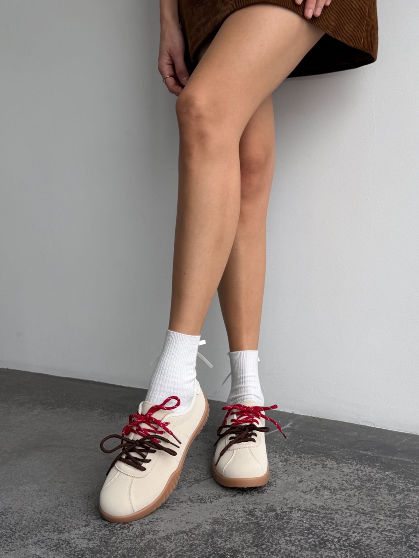 Кеди із подвійними шнурівками бежеві