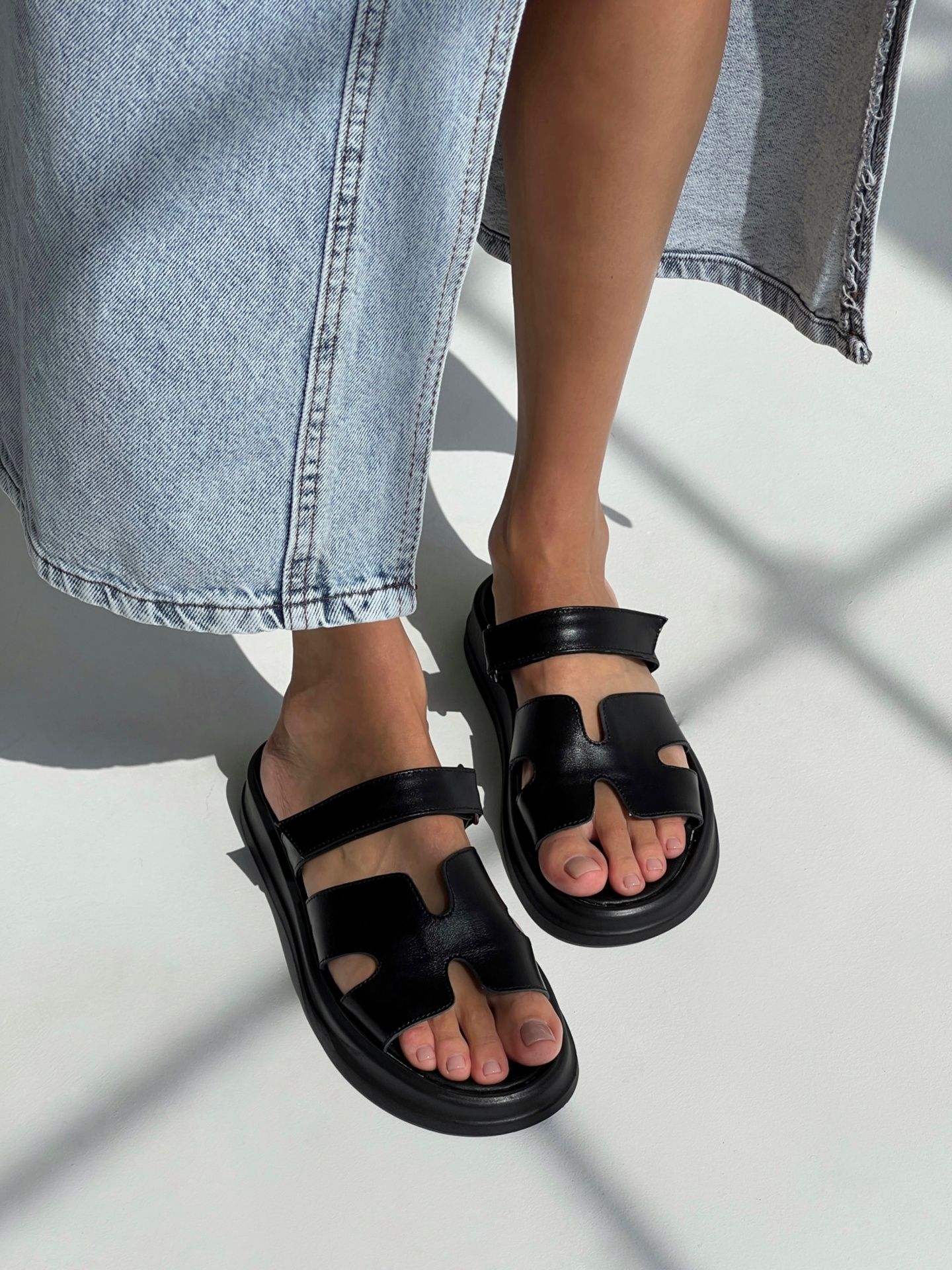 Шльопанці Quaint чорні