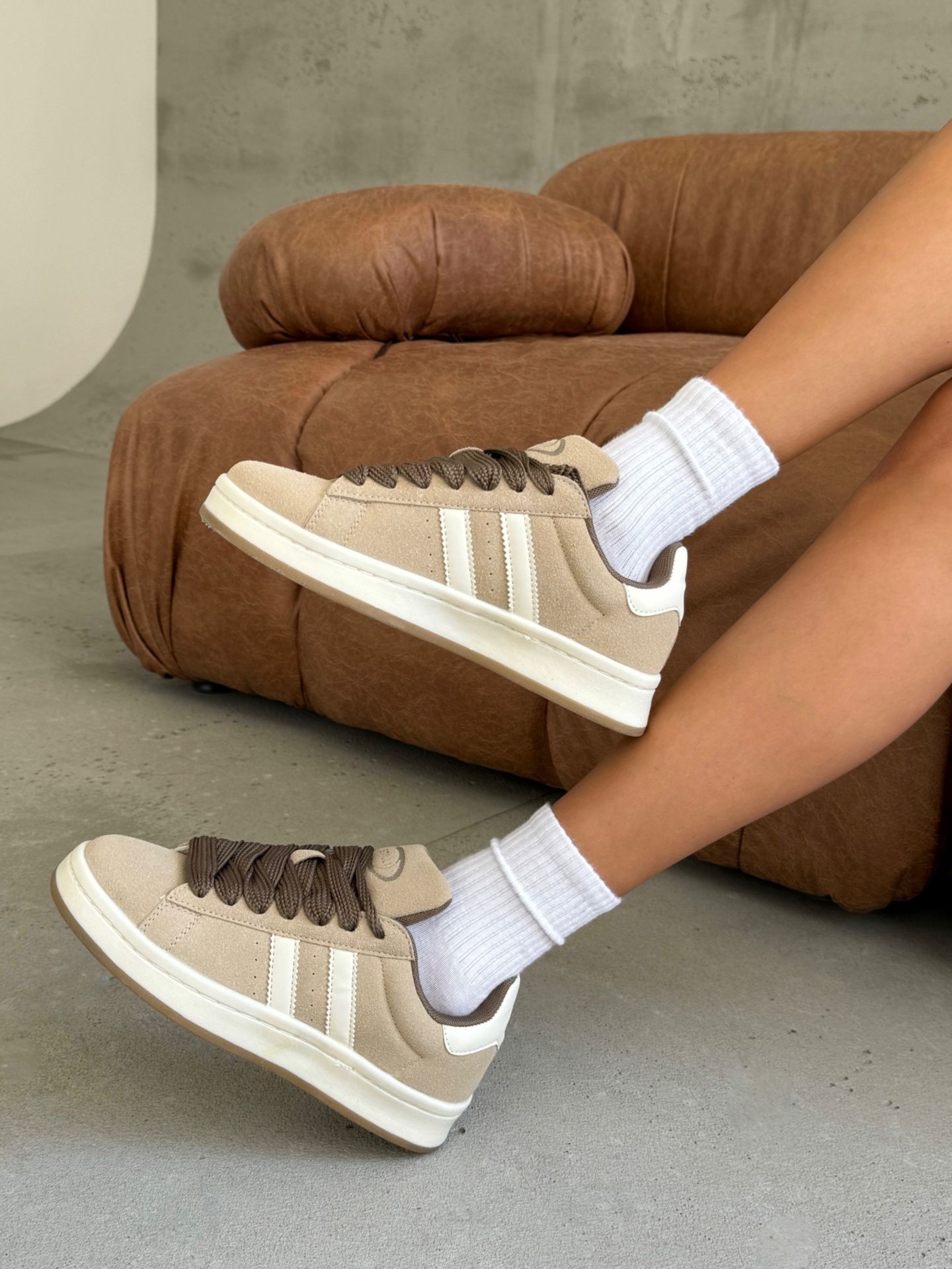 Кеди бежеві з світлими вставками