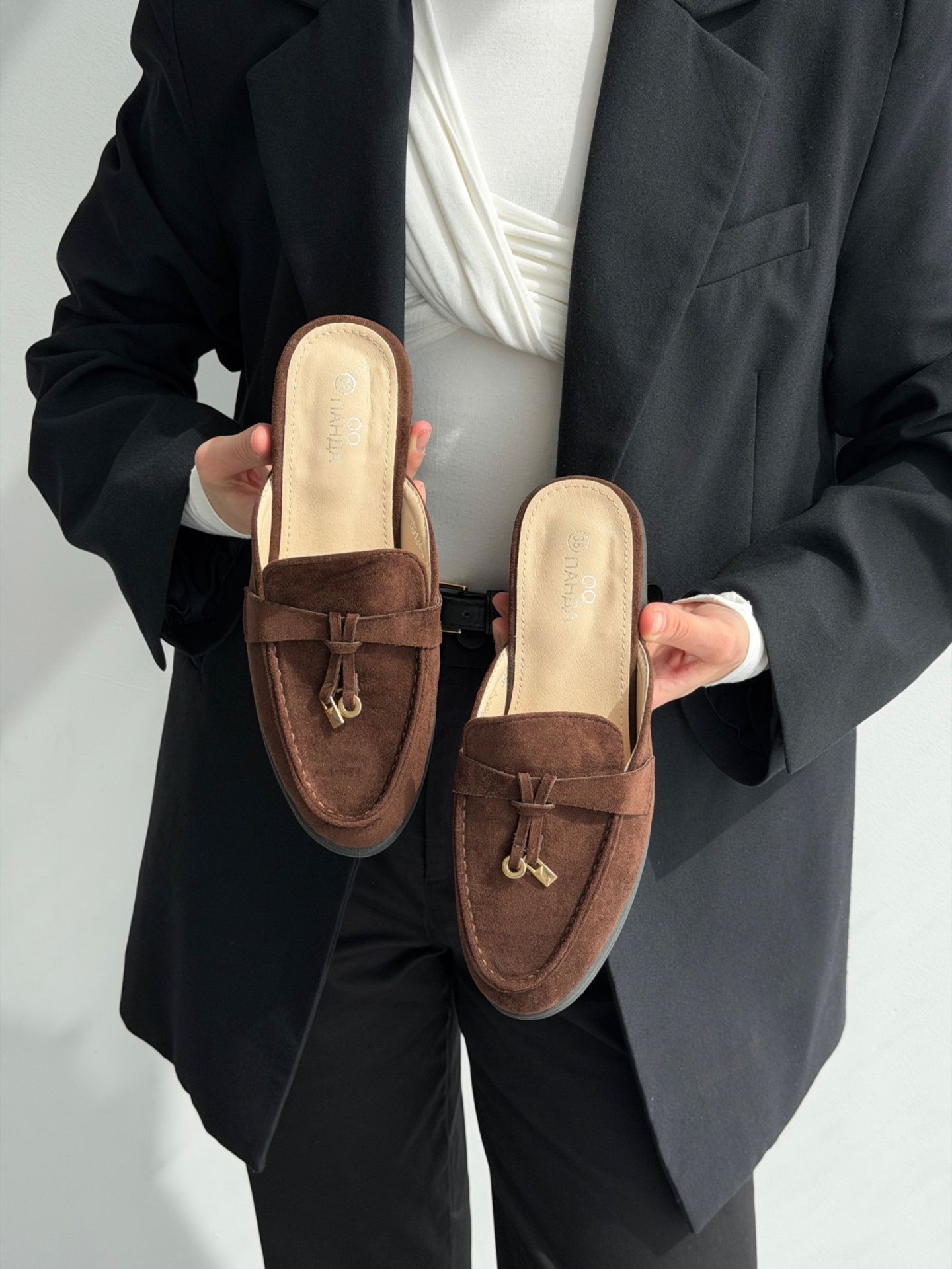 Мюлі з оздобленням темно-брунатні