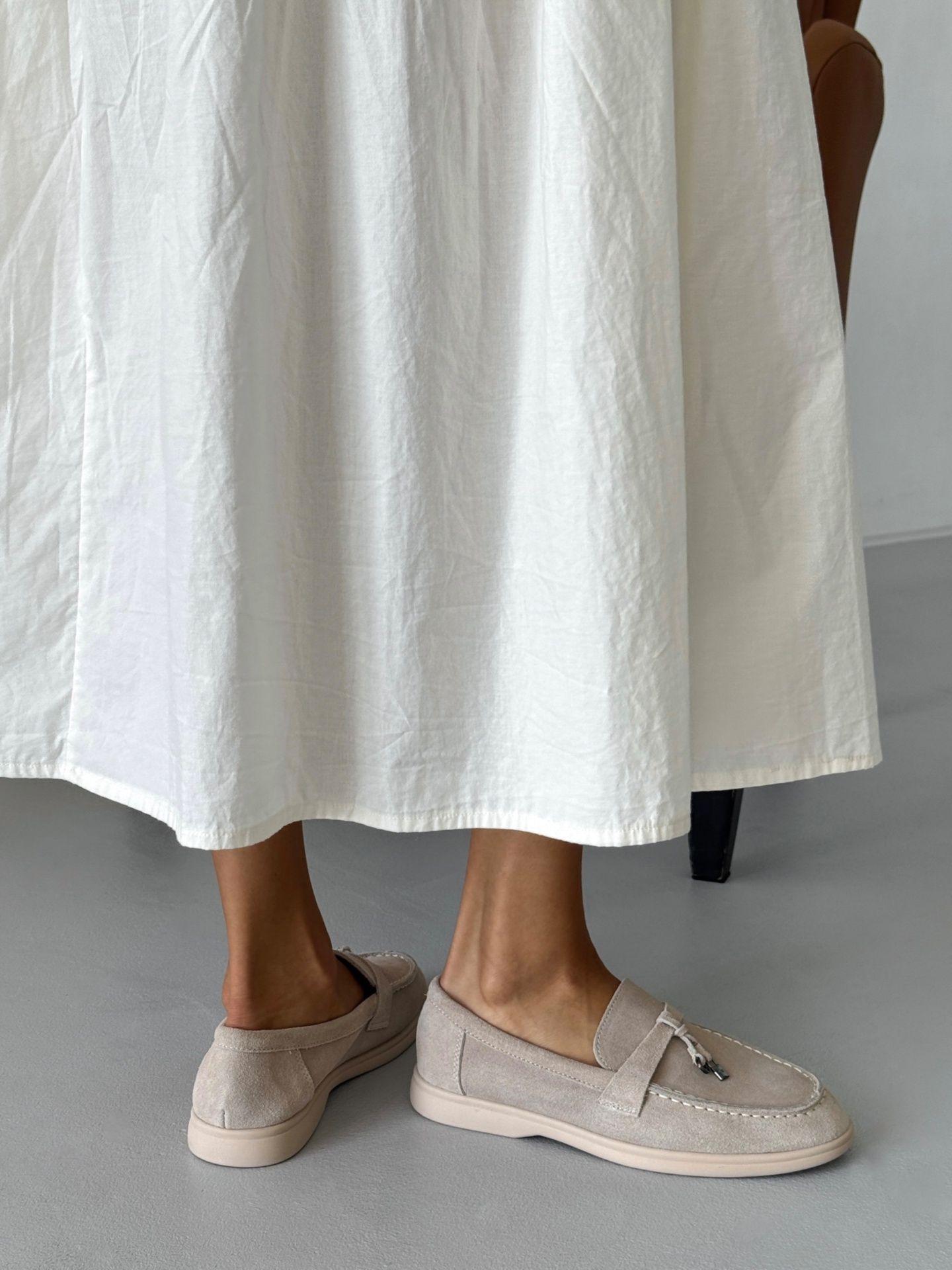 Лофери з оздобленням бежеві