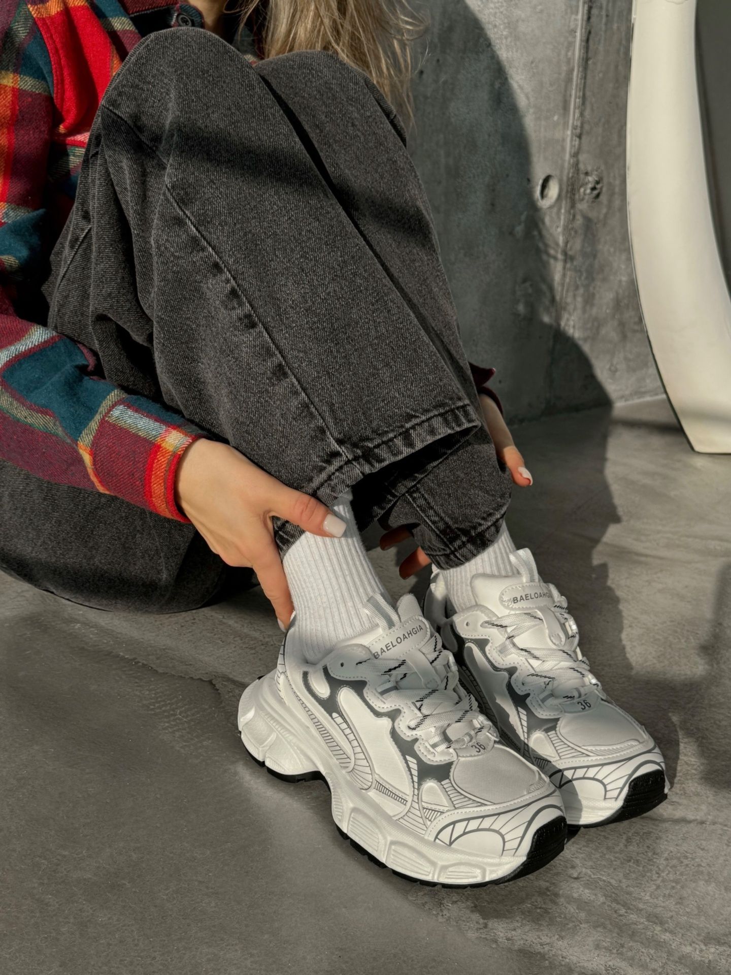 Кросівки утеплені білі