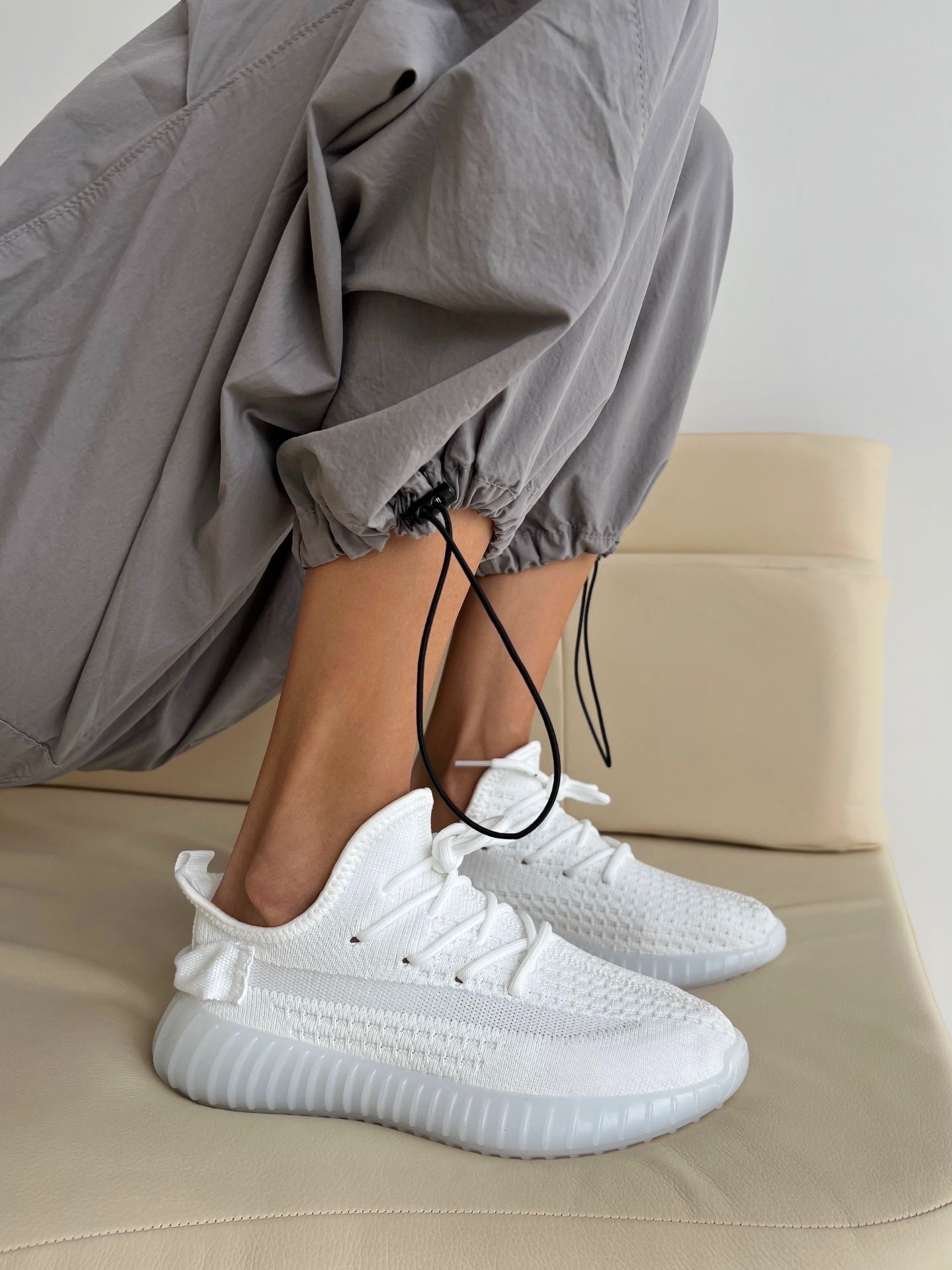 Кросівки Light білі