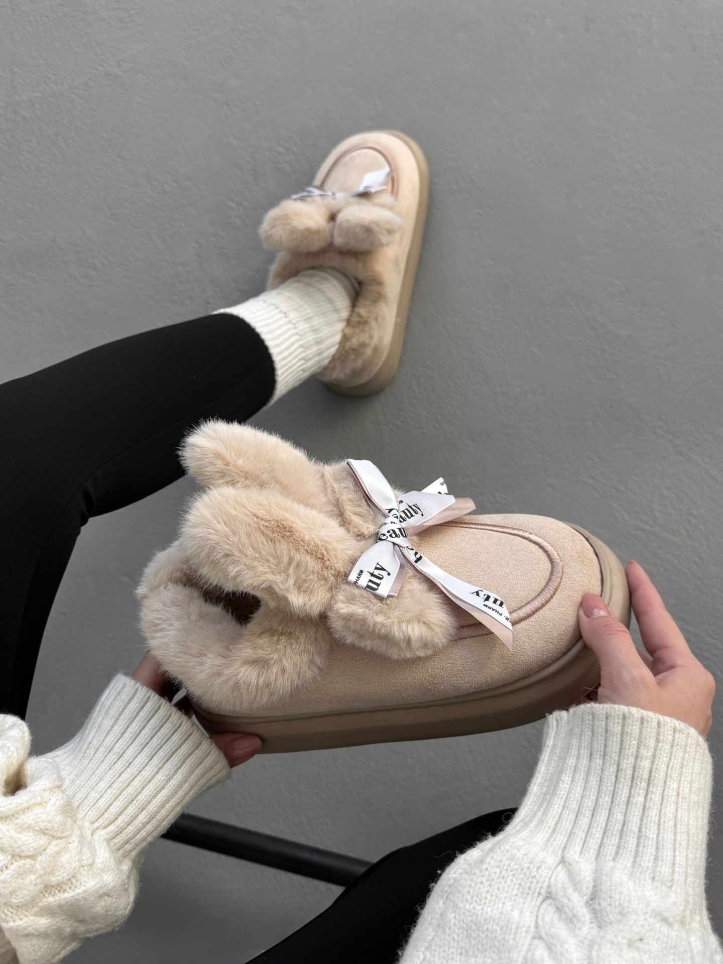 Тапулі-Зайчики з бантиком світло-бежеві