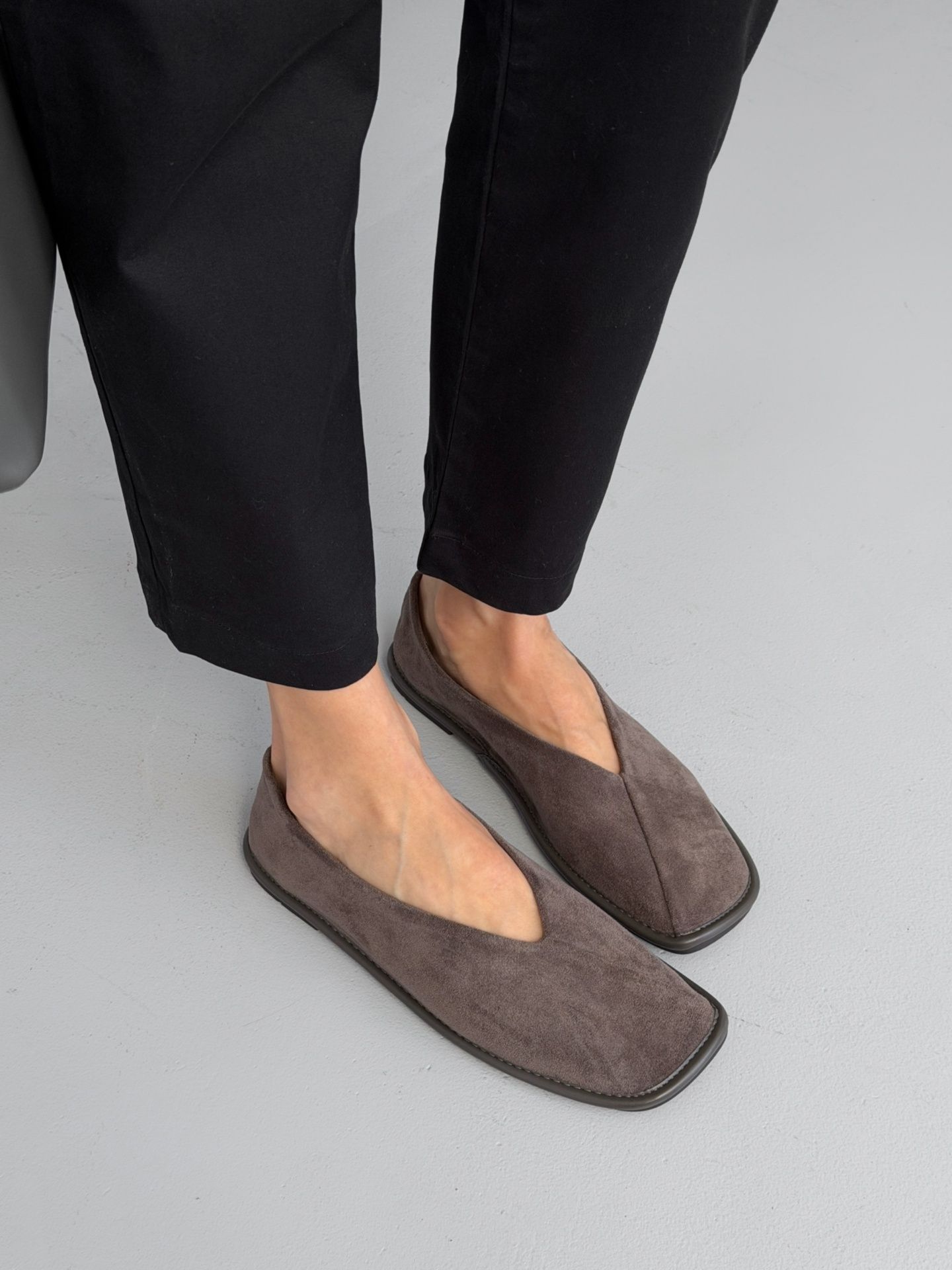 Балетки з квадратним носком блідо-брунатні