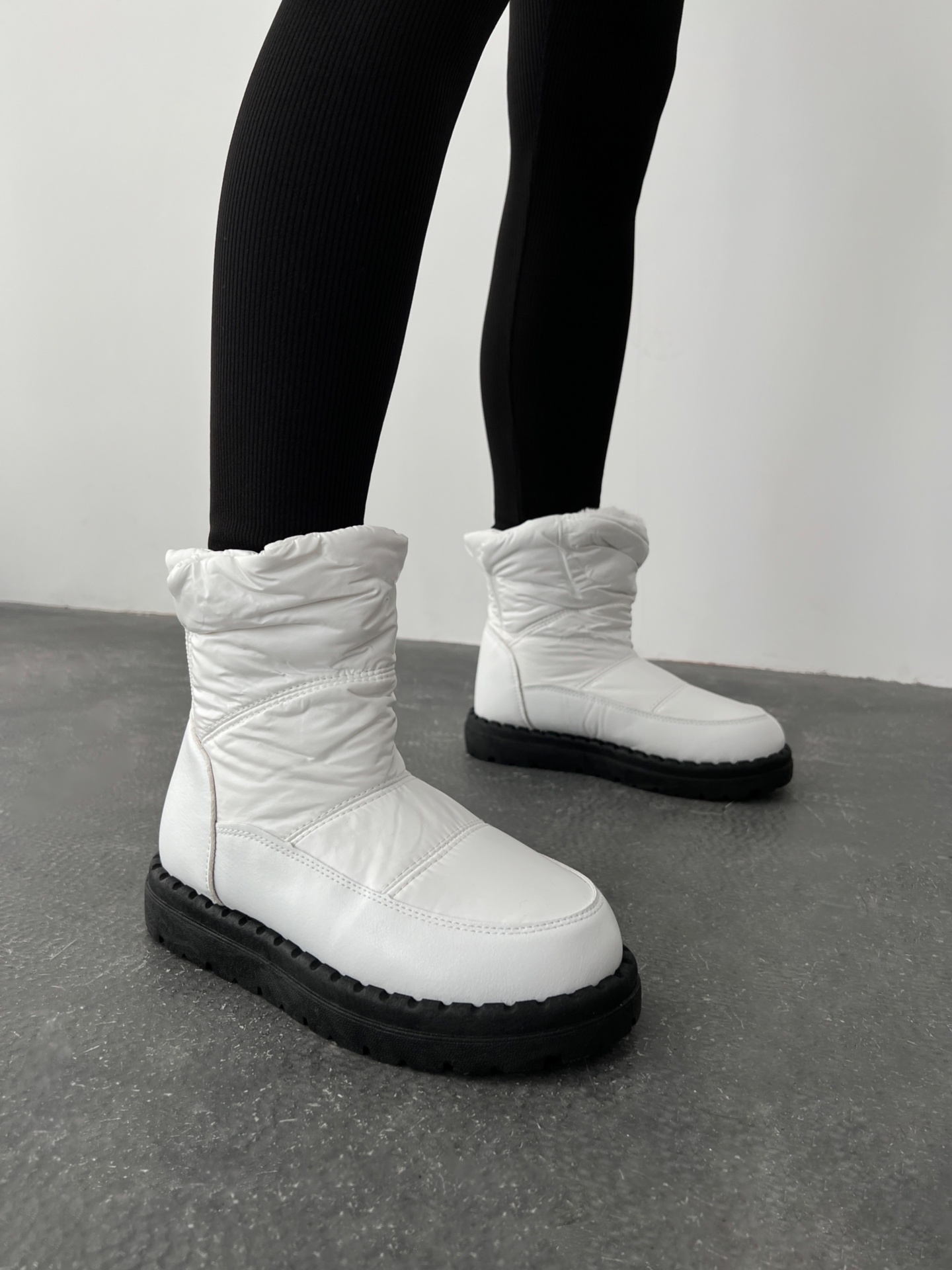 Черевики Heat white